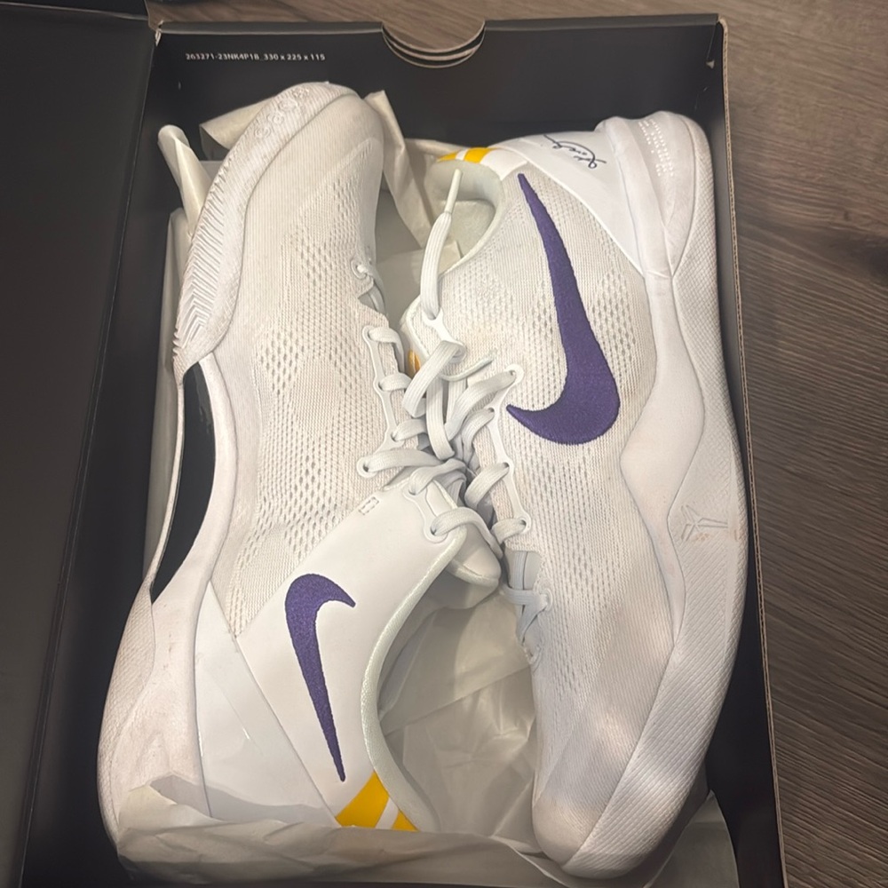 Kobe VII Protros